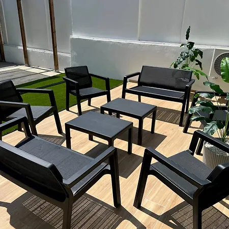 7 Min Walk To The Sea, Free Parking, 3 Ac, Garden ניס